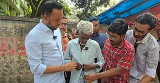 মগবাজারের বৃদ্ধ নাঈমুদ্দিনের পাশে দাঁড়ালেন প্রধানমন্ত্রী